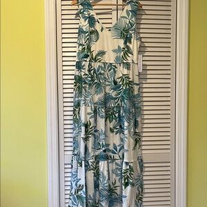 Emma & Michele Green Leaf Print Maxi Dress